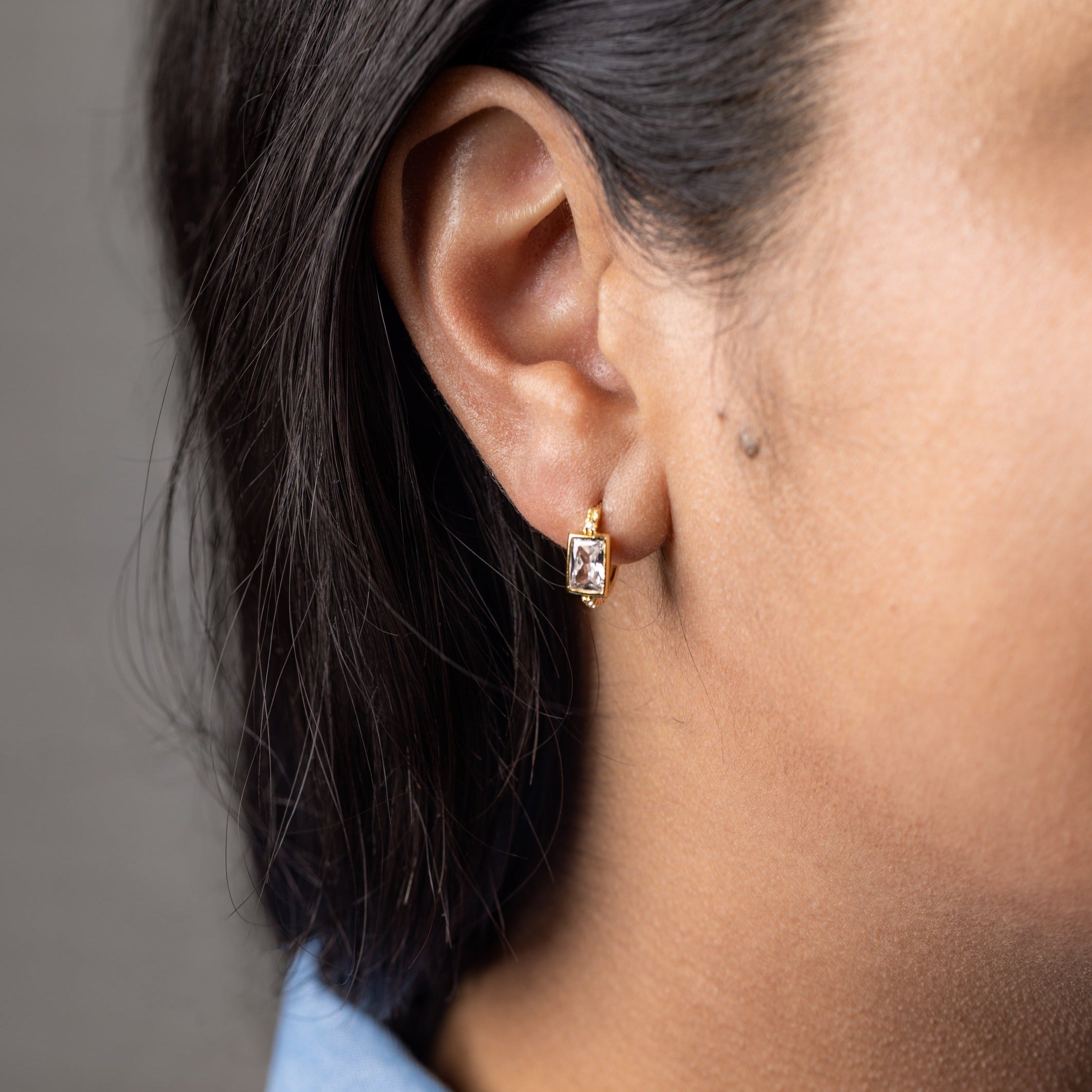 Esmeralda Emerald-cut Huggie Hoops